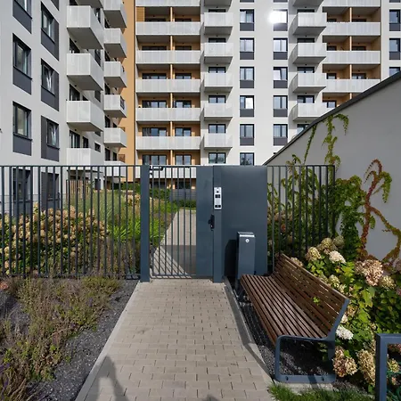 Daire Miedziana Spacious In By Renters
