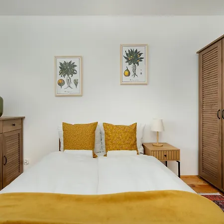 Miedziana Spacious In By Renters *